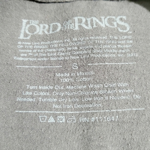 Lord of the Rings T-Shirt Size S One Ring Graphic Tee Movie Merch 100% Cotton - Picture 8 of 9